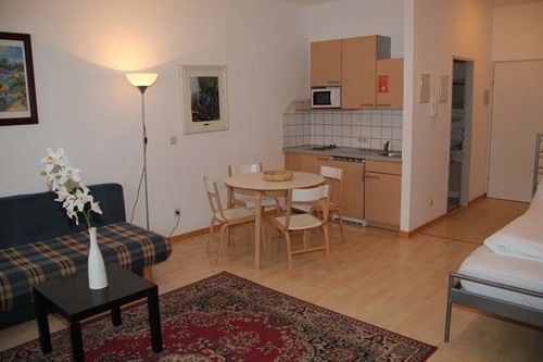 Wohnen In Apartment *
